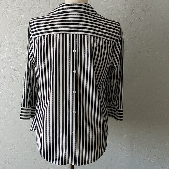 Chico's 3/4 sleeve career button down size 0 - Picture 5 of 13
